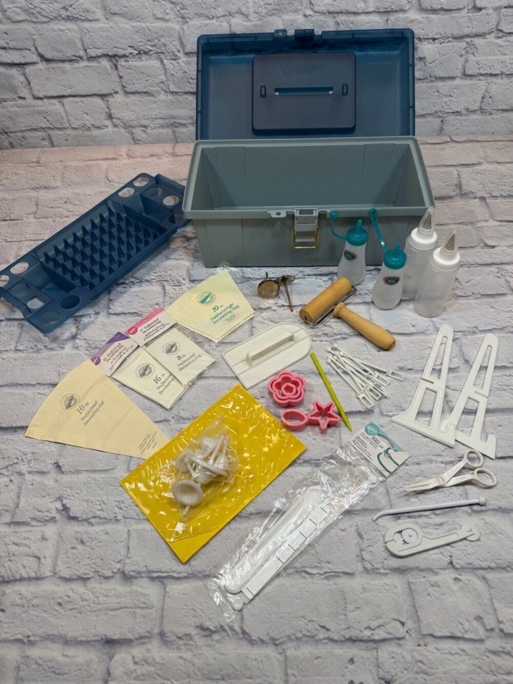 Wilton cake Decorating Caddy full of Supplies